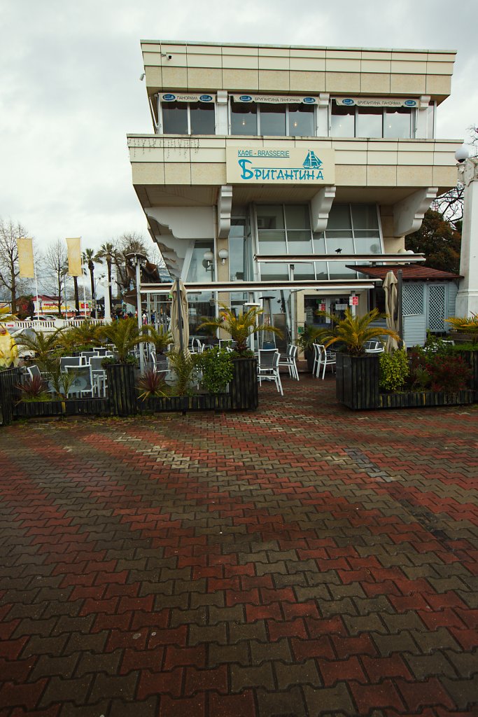 2R4A2410.jpg