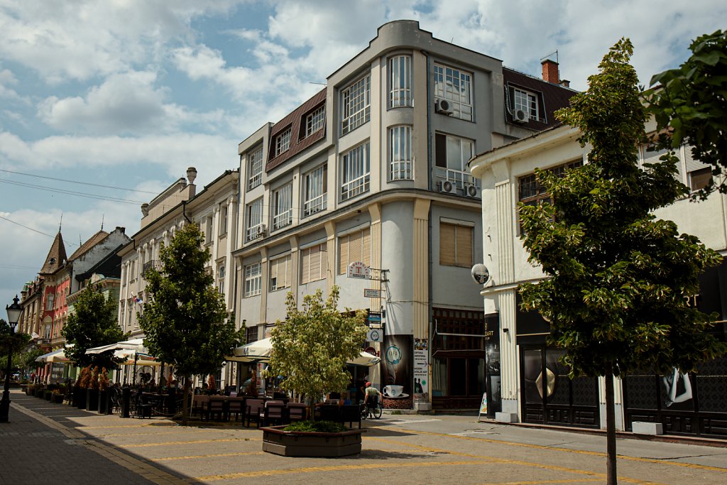 2R4A2492.jpg