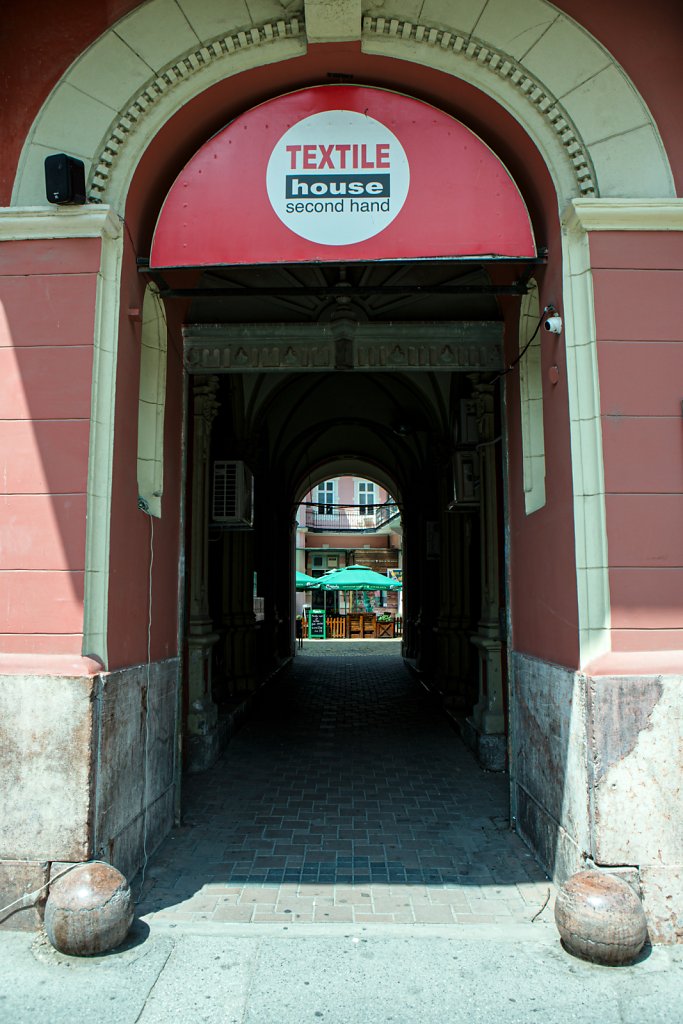 2R4A2498.jpg