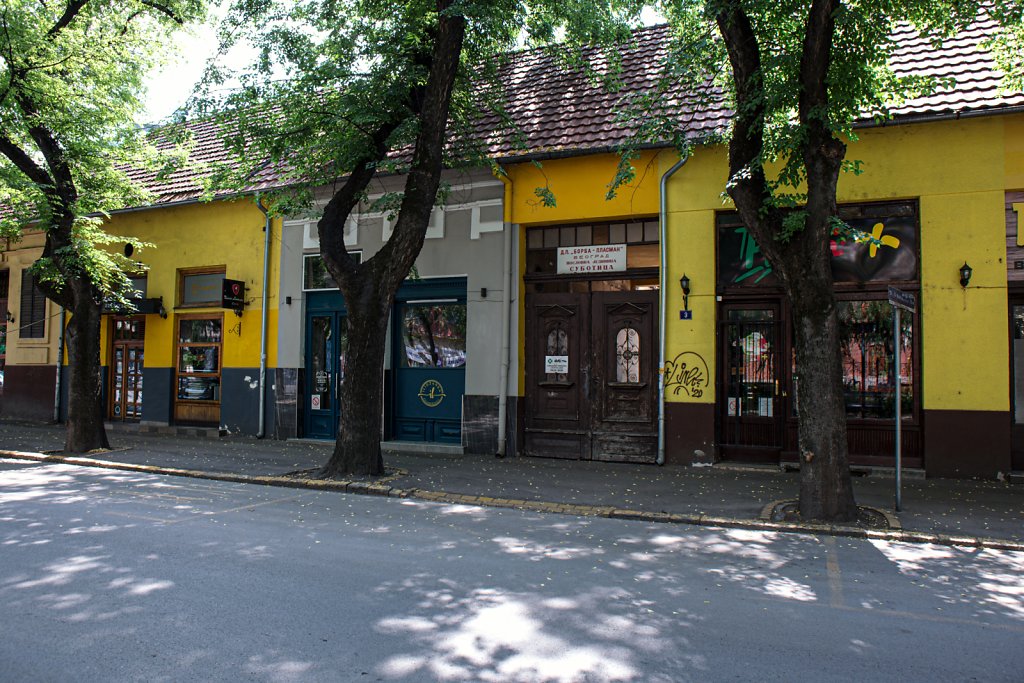 2R4A2585.jpg